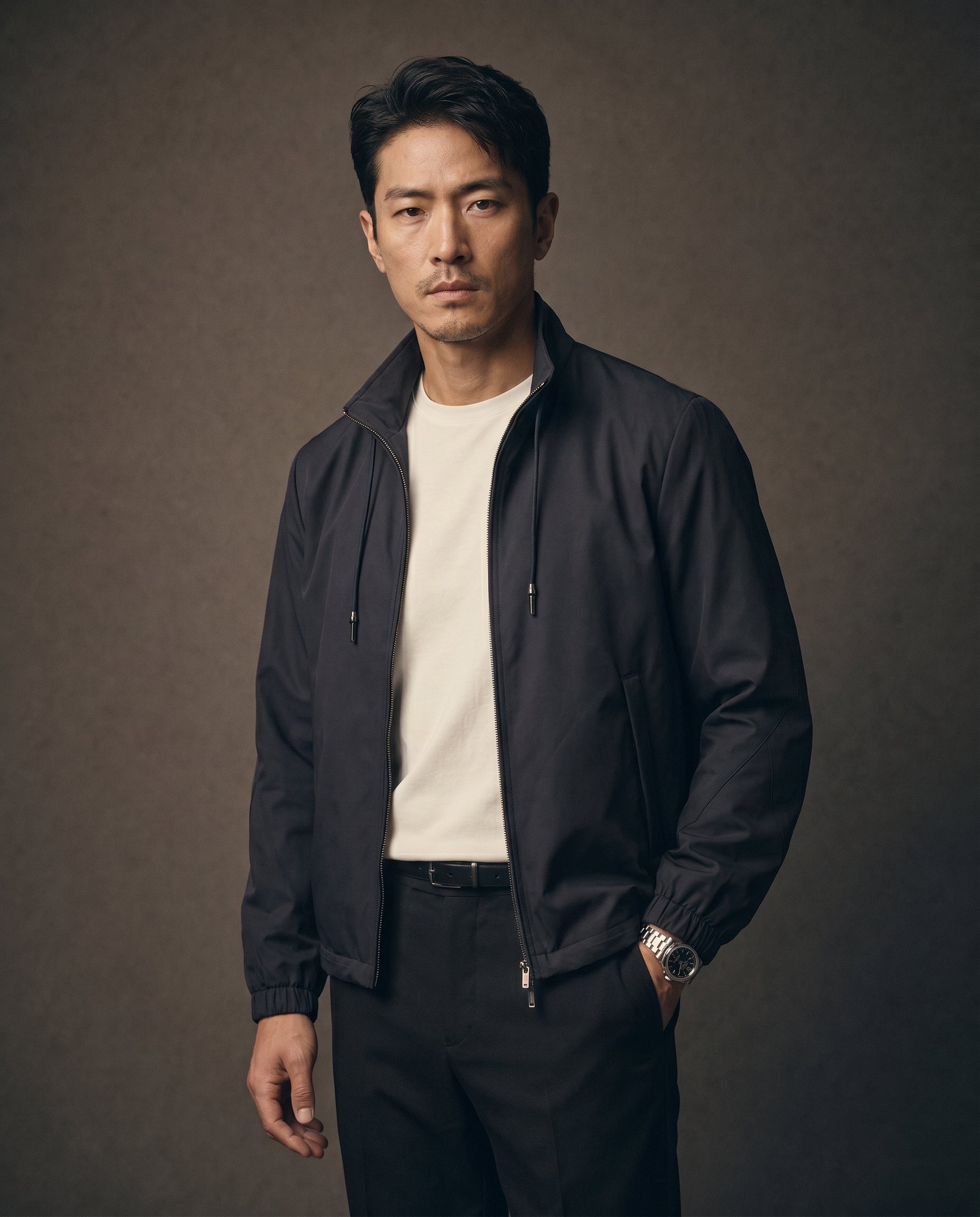 Reversible Short Stand-Collar Jacket - Black on model